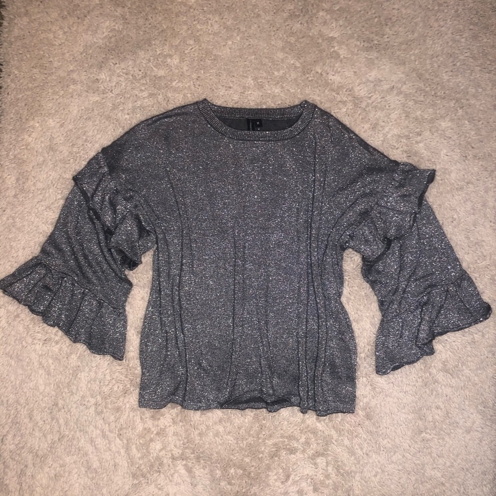 6/$20 Moon&Maddison size medium sparkly sweater